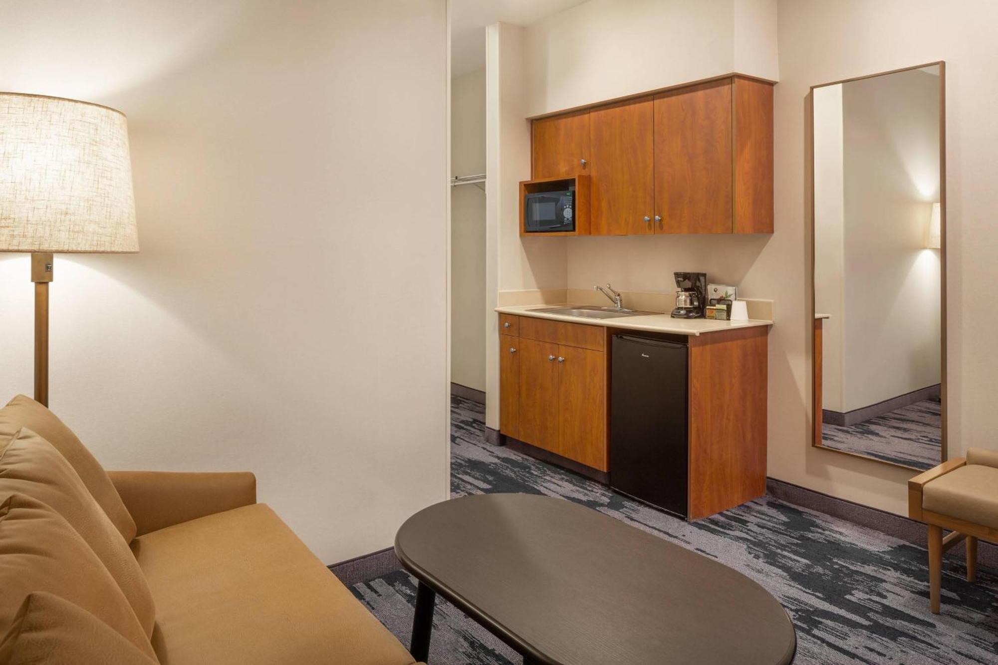 Hotel Fairfield And By Marriott American Canyon