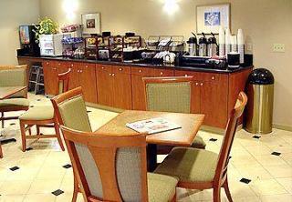 Hotel Fairfield And By Marriott American Canyon 3*