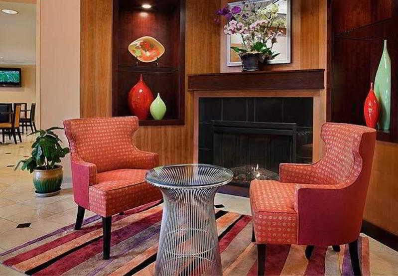 Fairfield And By Marriott American Canyon Hotel